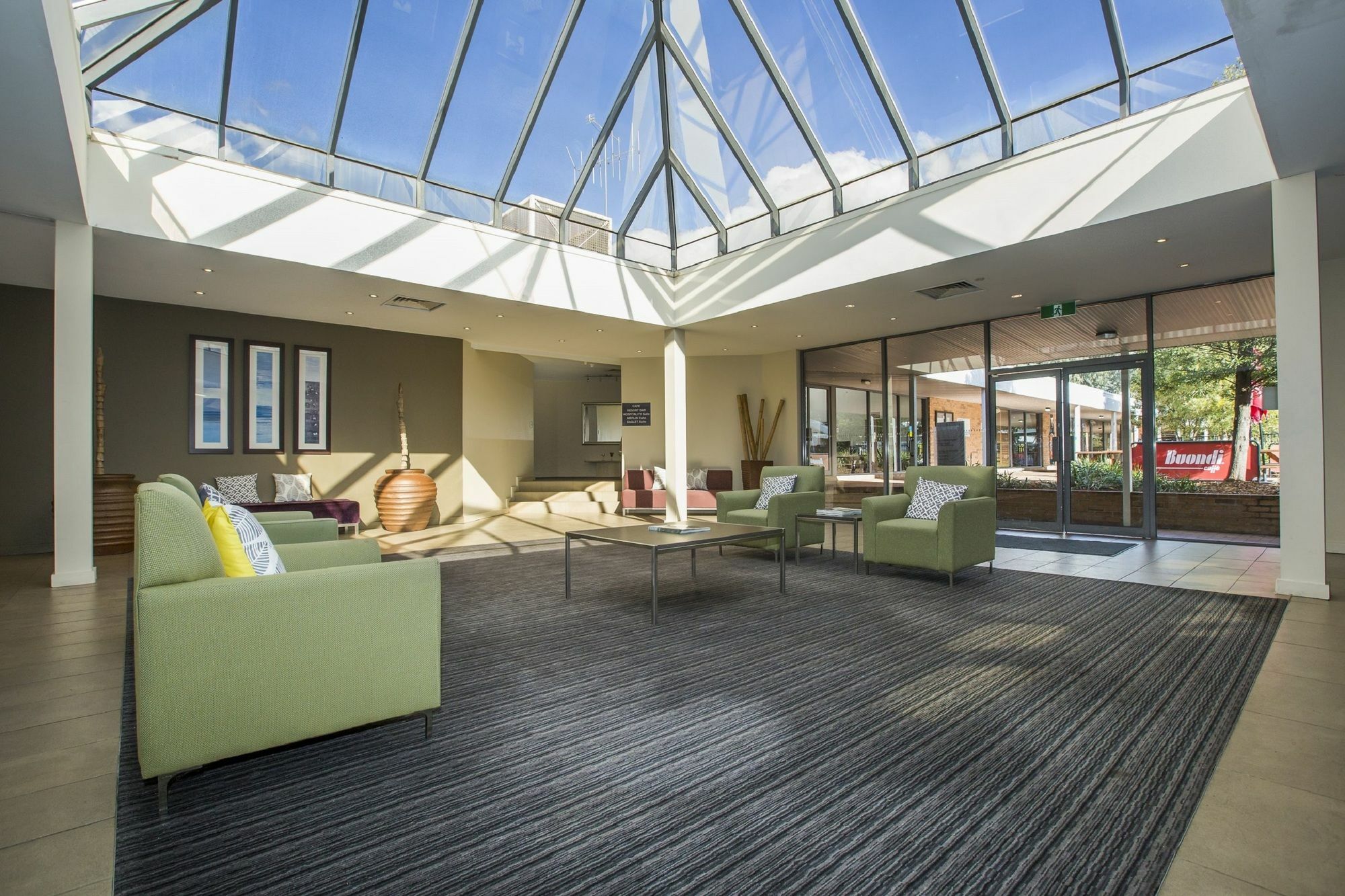 Ibis Styles Eagle Hawk Hotel Canberra